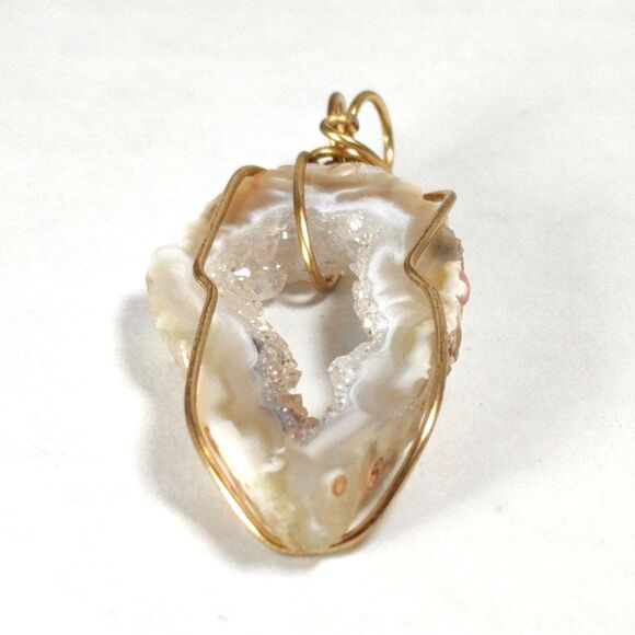 Gold Tone Wire Wrapped Agate Natural Raw Geode Druzy Sliced Stone Pendant Boho - Picture 14 of 16